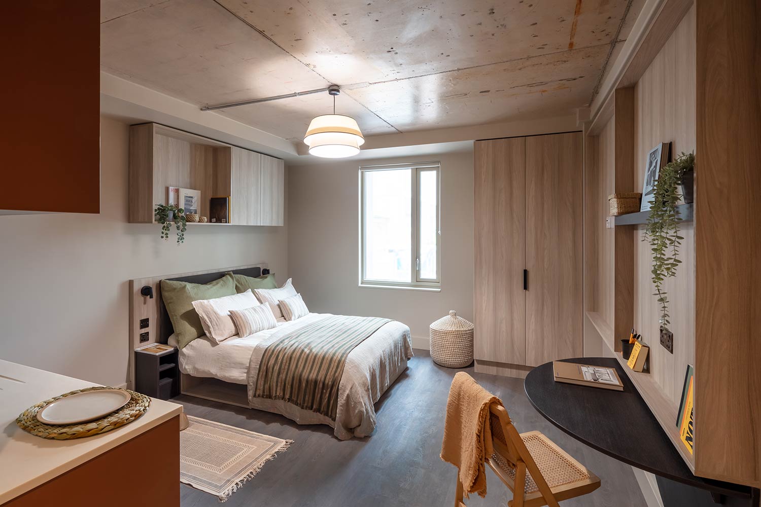 Make Your Studio Flat Look Spacious: Top Tips