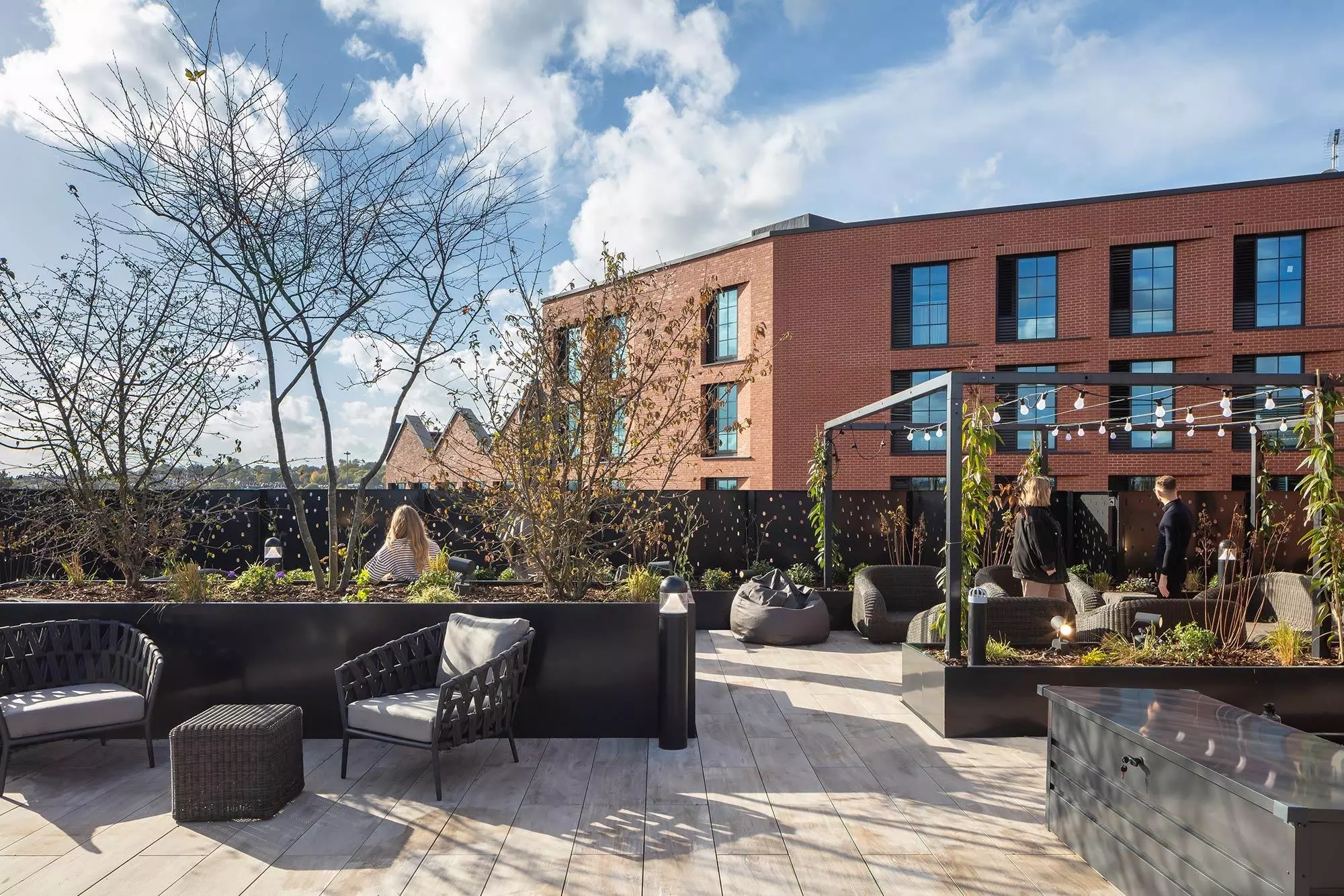 Benefits of Co-Living Apartments in Summer